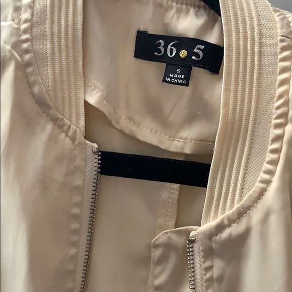 Jacket - Picture 3 of 6